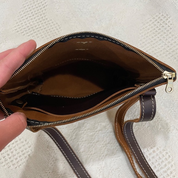 NWOT Portland Leather Goods 100% genuine leather bag - Picture 4 of 5